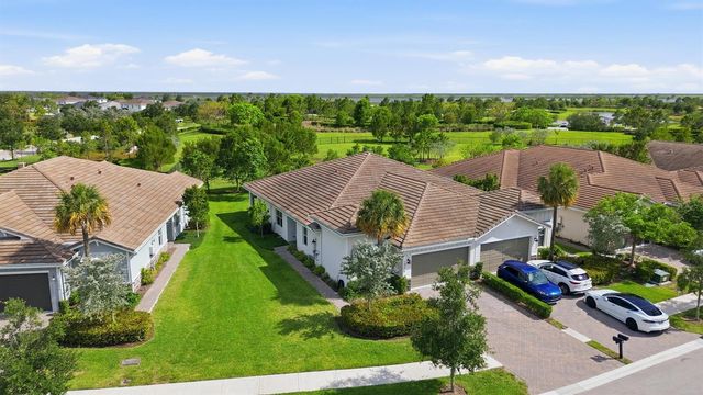 19518 Weathervane Way, Loxahatchee, FL 33470