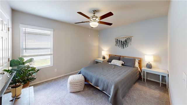 1066 E Sparrow Circle, Fayetteville, AR 72701