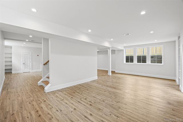 24 Lorraine Court, Northport, NY 11768