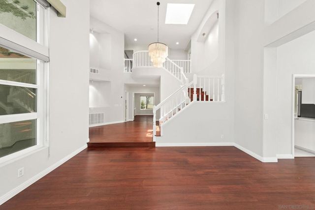 1068 Pacific Hill St, Chula Vista, CA 91911