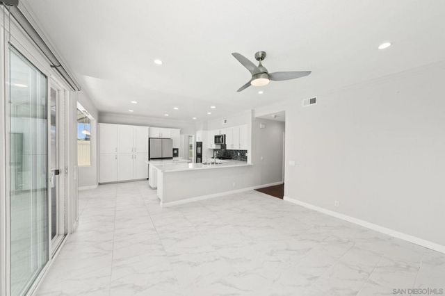 1068 Pacific Hill St, Chula Vista, CA 91911