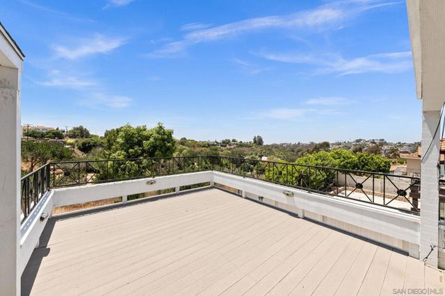 1068 Pacific Hill St, Chula Vista, CA 91911