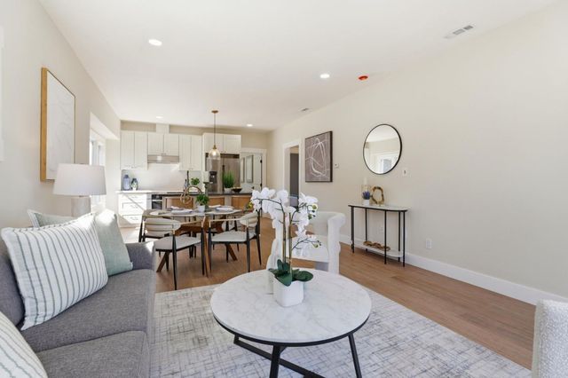 7601 Rosanna Street, Gilroy, CA 95020