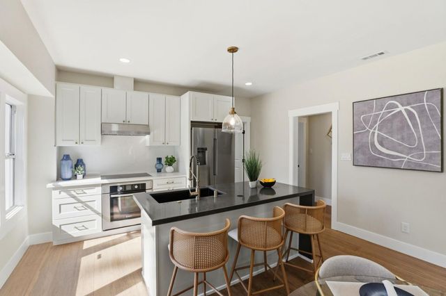 7601 Rosanna Street, Gilroy, CA 95020