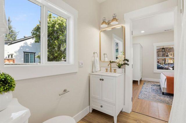 7601 Rosanna Street, Gilroy, CA 95020