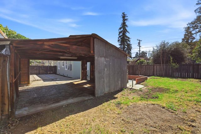 7601 Rosanna Street, Gilroy, CA 95020