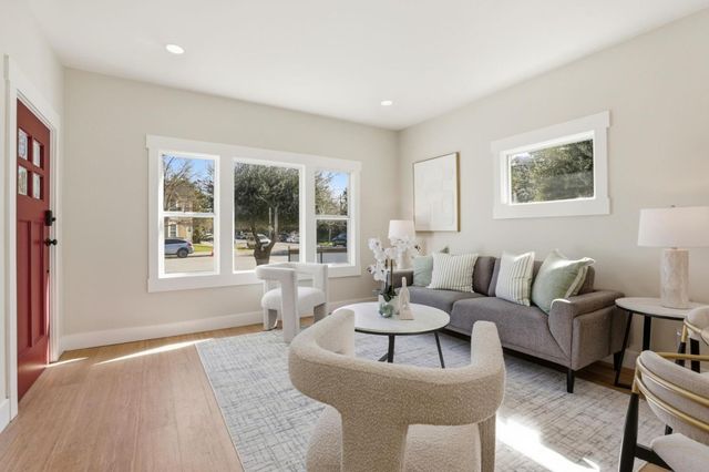 7601 Rosanna Street, Gilroy, CA 95020