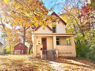 105 S Dement Avenue, Dixon, IL 61021