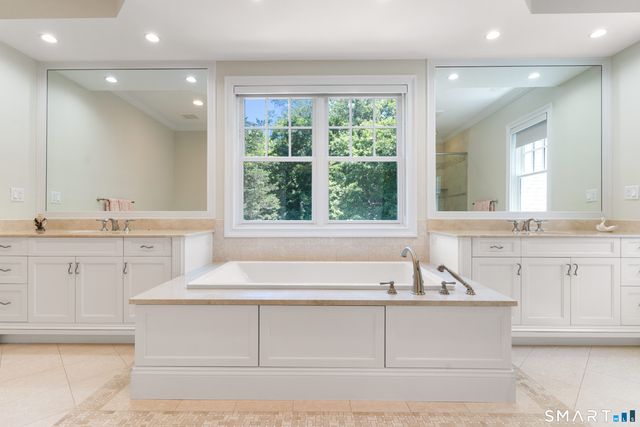 2 Deerfield Road, Wilton, CT 06897