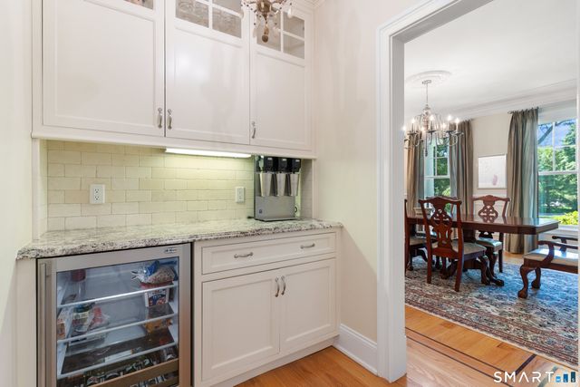 2 Deerfield Road, Wilton, CT 06897