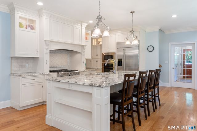 2 Deerfield Road, Wilton, CT 06897