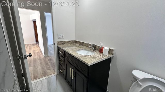 12215 Bliss Court, Sterling Heights, MI 48312