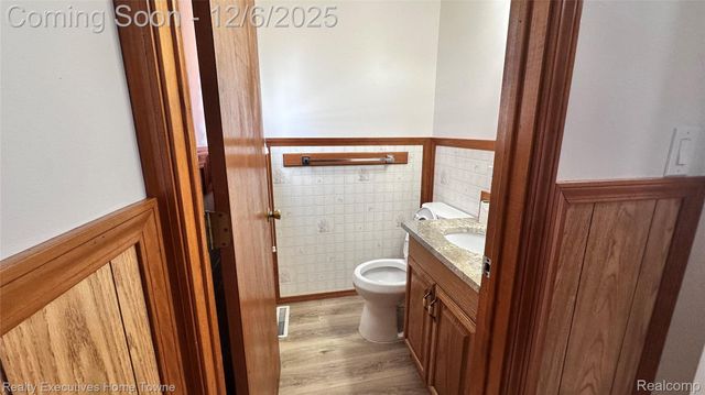 12215 Bliss Court, Sterling Heights, MI 48312