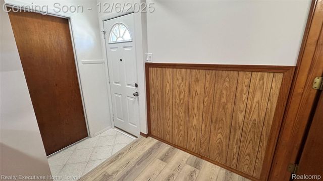 12215 Bliss Court, Sterling Heights, MI 48312