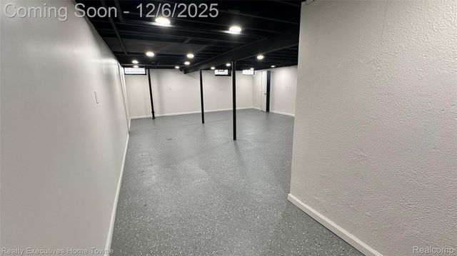 12215 Bliss Court, Sterling Heights, MI 48312