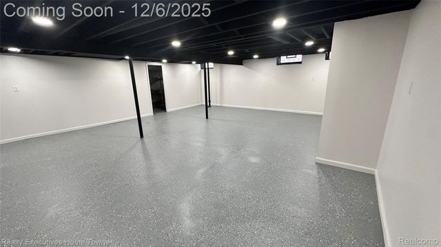 12215 Bliss Court, Sterling Heights, MI 48312