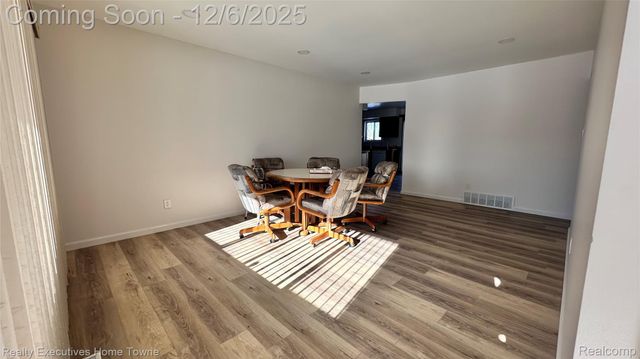 12215 Bliss Court, Sterling Heights, MI 48312