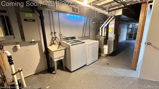 12215 Bliss Court, Sterling Heights, MI 48312