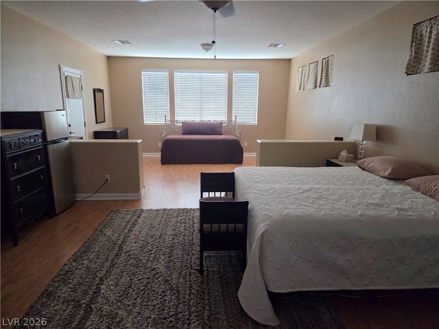 6132 West Watermelon Street, North Las Vegas, NV 89081