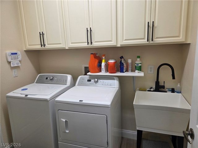 6132 West Watermelon Street, North Las Vegas, NV 89081