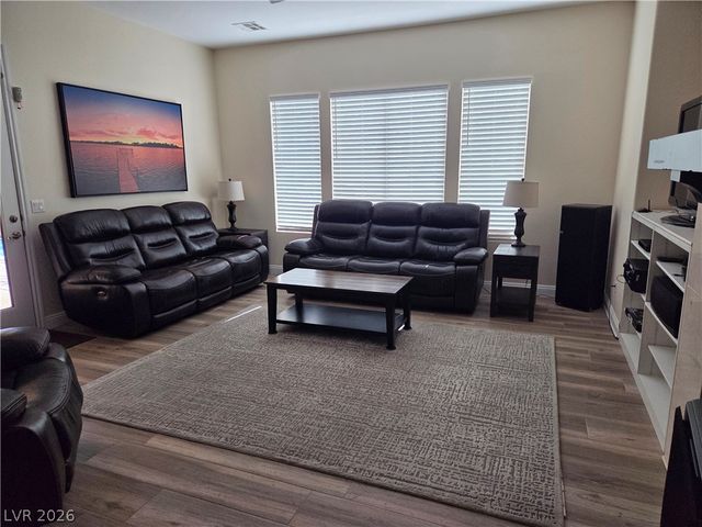 6132 West Watermelon Street, North Las Vegas, NV 89081