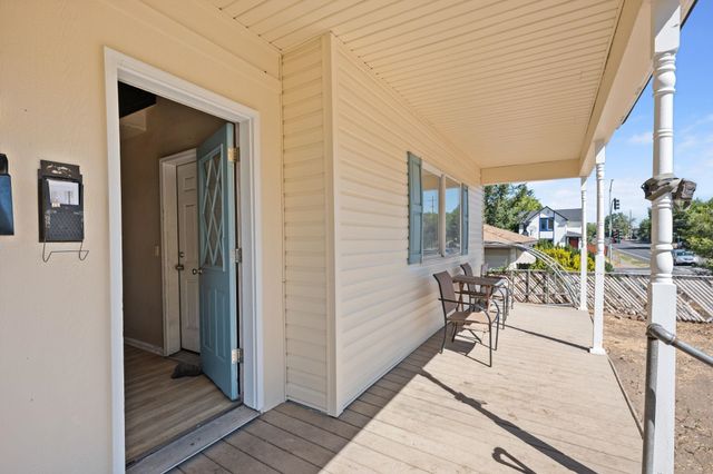 1423 N Post St, Spokane, WA 99201