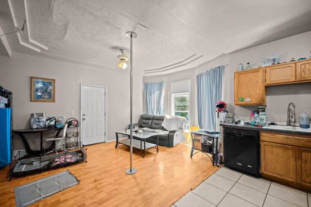 1423 N Post St, Spokane, WA 99201