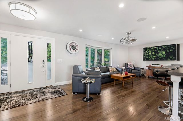 7649 S Cedar Circle, Littleton, CO 80120
