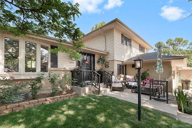 7649 S Cedar Circle, Littleton, CO 80120