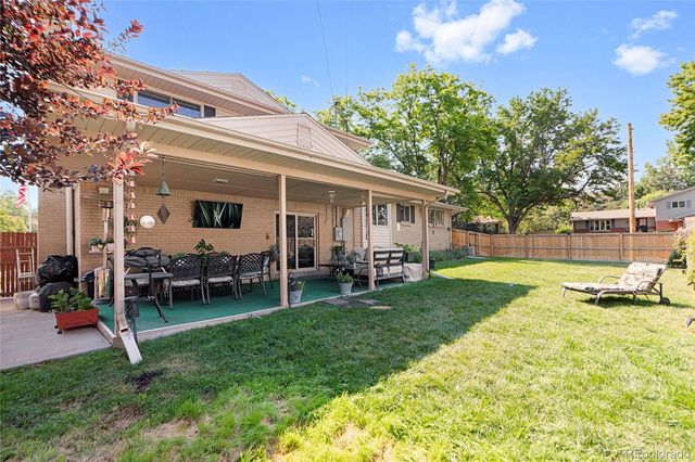 7649 S Cedar Circle, Littleton, CO 80120