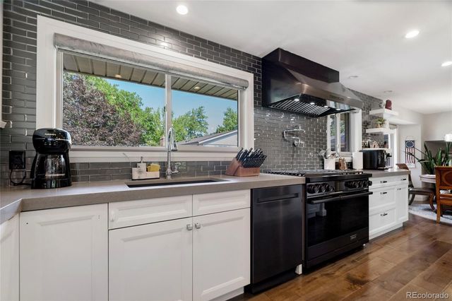 7649 S Cedar Circle, Littleton, CO 80120