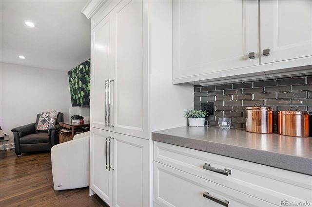 7649 S Cedar Circle, Littleton, CO 80120
