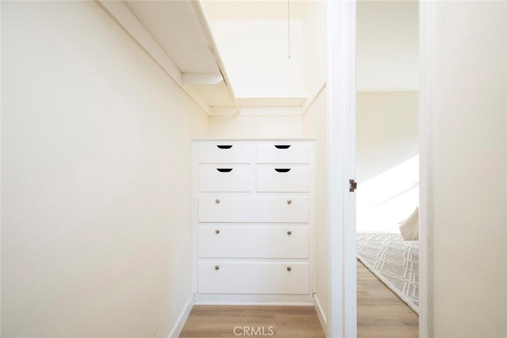 Image 28 of property listing at 1801 Canada Boulevard, Glendale, CA 91208