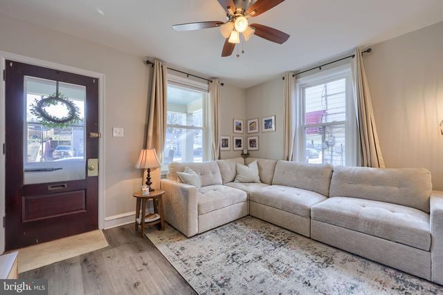 413 E MAIN ST, Ephrata, PA 17522