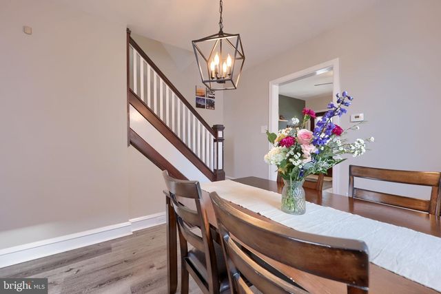 413 E MAIN ST, Ephrata, PA 17522