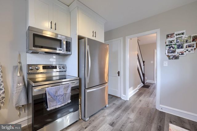 413 E MAIN ST, Ephrata, PA 17522