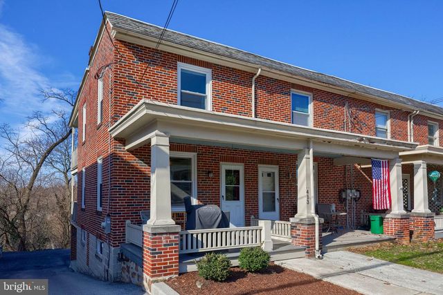 413 E MAIN ST, Ephrata, PA 17522