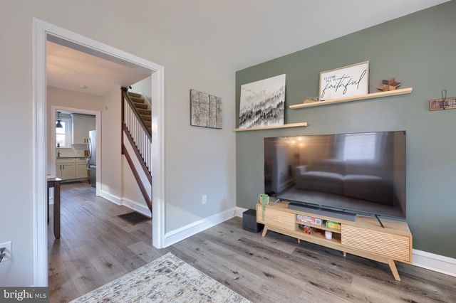 413 E MAIN ST, Ephrata, PA 17522