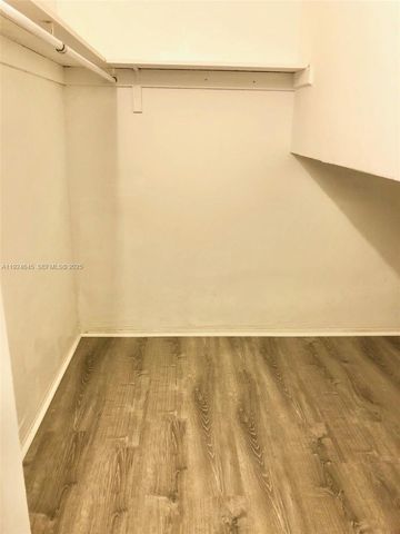 105 S Shore Dr 2, Miami Beach, FL 33141