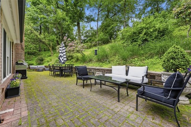 11 Teal Drive, Indiana Twp, PA 15238