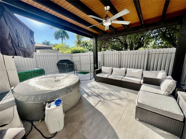 12406 NW 7th Ln 0, Miami, FL 33182