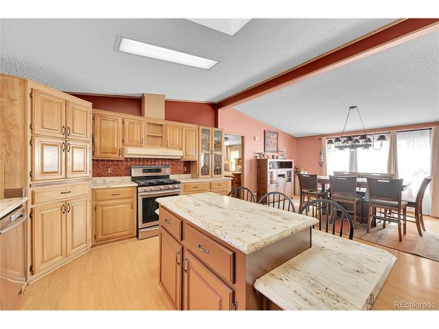 8555 Converse Rd, Bennett, CO 80102