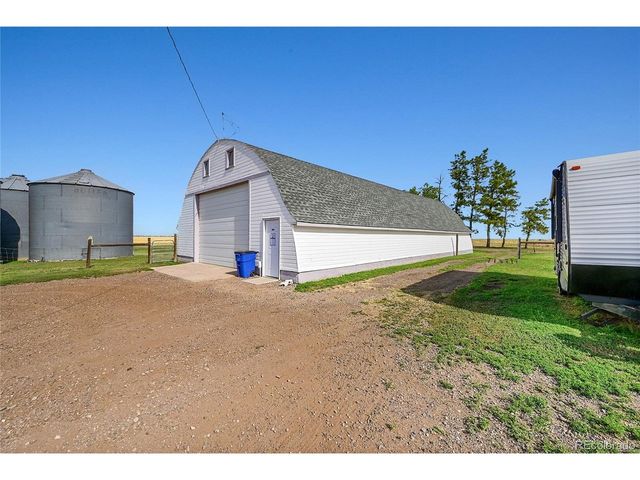 8555 Converse Rd, Bennett, CO 80102