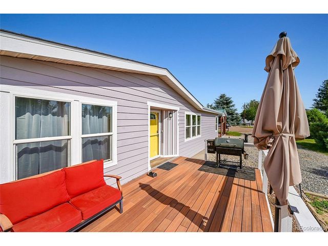 8555 Converse Rd, Bennett, CO 80102