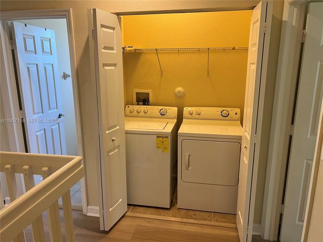 17065 SW 93rd St 17065, Miami, FL 33196