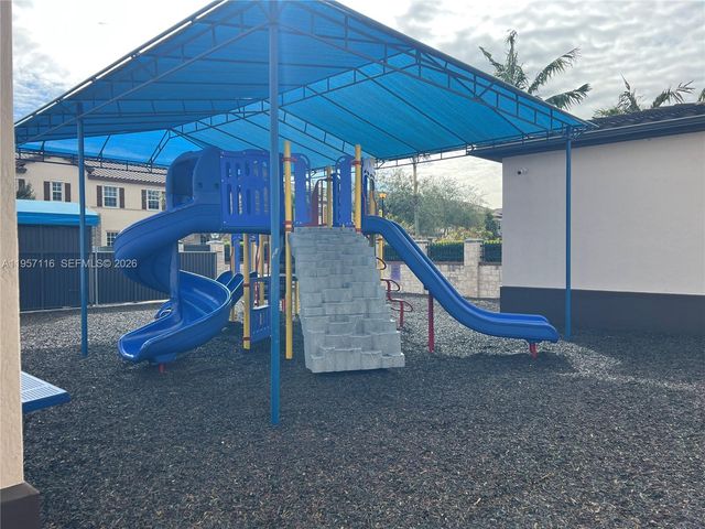 17065 SW 93rd St 17065, Miami, FL 33196