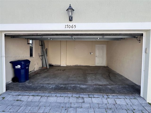 17065 SW 93rd St 17065, Miami, FL 33196