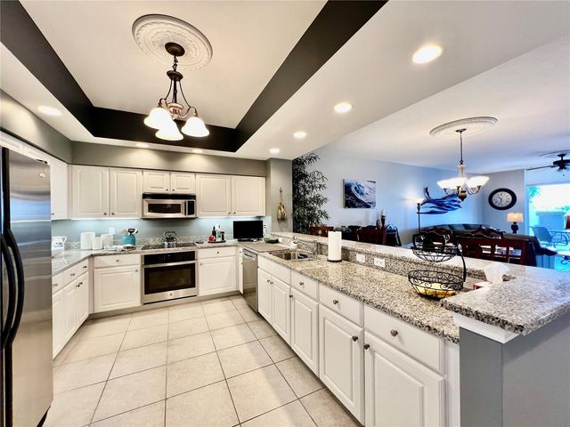 3333 SUNSET KEY CIRCLE 103, Punta Gorda, FL 33955