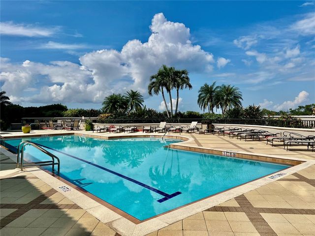3333 SUNSET KEY CIRCLE 103, Punta Gorda, FL 33955