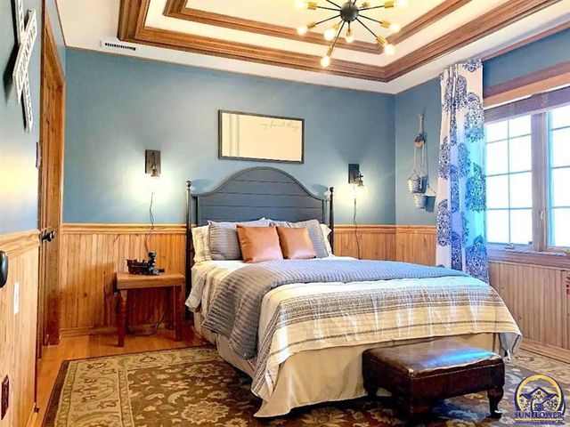 3635 SW Indian Hills RD, Topeka, KS 66614